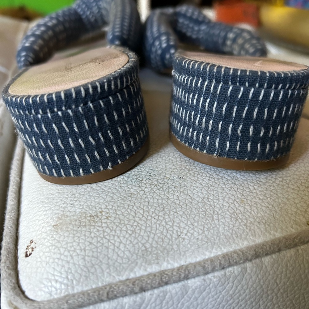 Loeffler Randall Blue Knotted slides / sandals sz 10 good condition - Picture 6 of 7